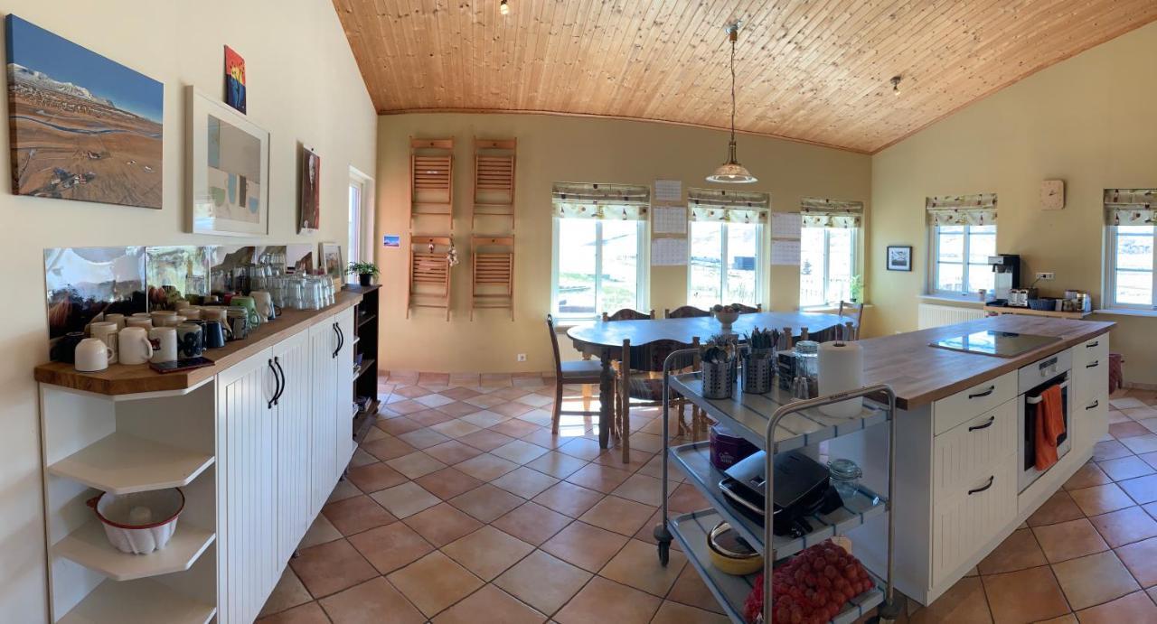Hvammur 2 Guesthouse Red House Blonduos Εξωτερικό φωτογραφία