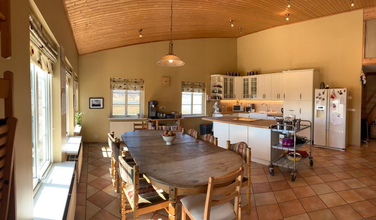 Hvammur 2 Guesthouse Red House Blonduos Εξωτερικό φωτογραφία